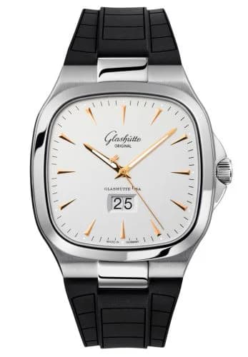 Seventies Panorama Date Silver / Rubber / Folding