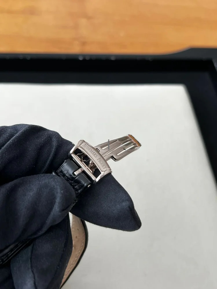 Audemars Piguet Edward Piguet Perpetual Calendar, image 9 Audemars Piguet Edward Piguet Perpetual Calendar, image 9